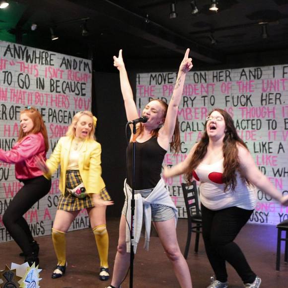 Meet your Posher, Crystal - Picture 1 of 1